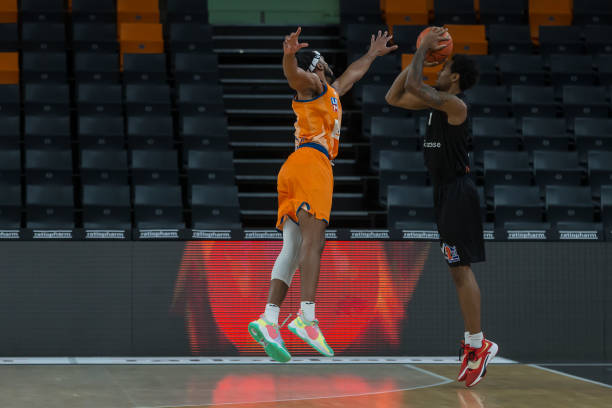 战术板清晰 战术板清晰